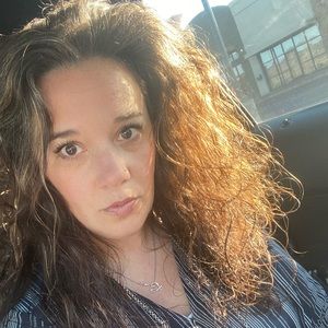 Meet your Posher, Faye